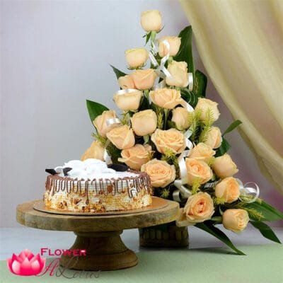 25 Peach Roses Basket With Cake