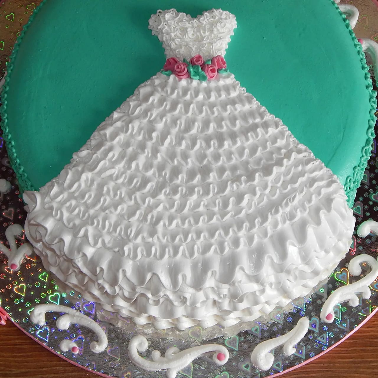 6” Vanilla and Chocolate Princess cake – Yaa's Baked Goods Galore