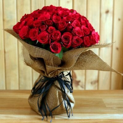 Hundred Red Rose Bunch
